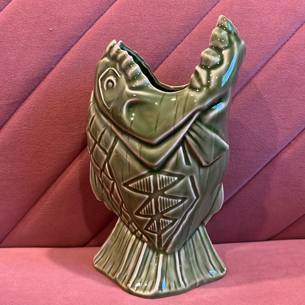 Disney Trader Sam’s Enchanted Tiki Bar 1st Edition Green Piranha Mug